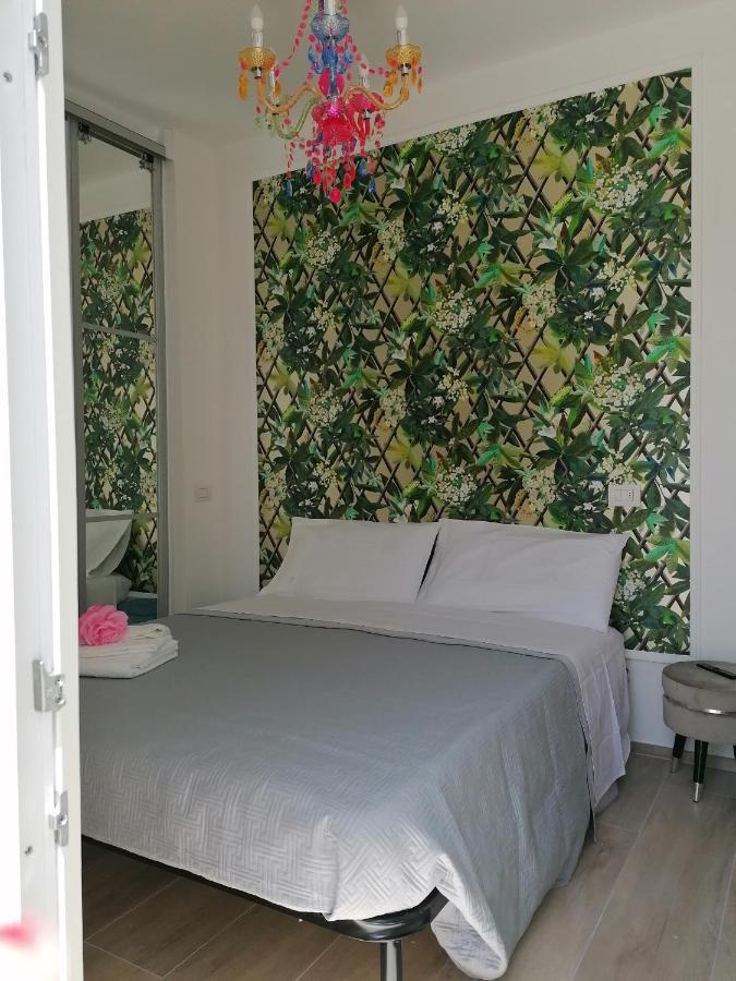 צ'יביטאנובה מארקה Retroscena Apartment In Centro מראה חיצוני תמונה