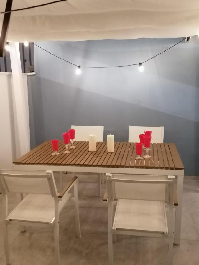 צ'יביטאנובה מארקה Retroscena Apartment In Centro מראה חיצוני תמונה