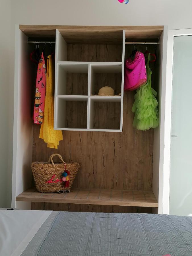 צ'יביטאנובה מארקה Retroscena Apartment In Centro מראה חיצוני תמונה