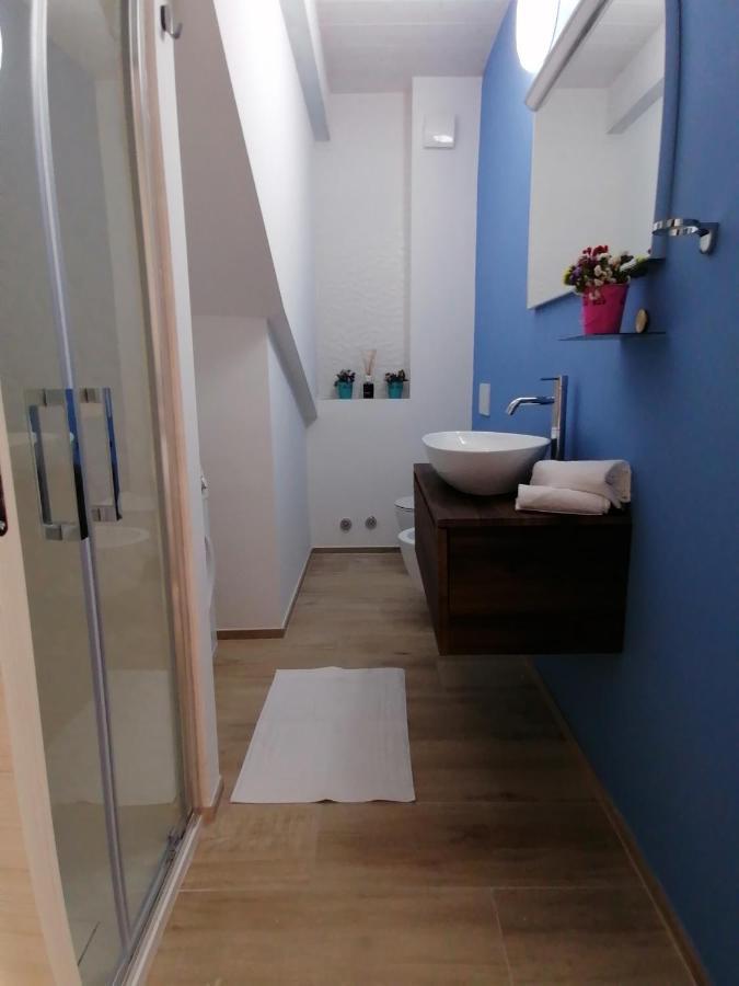 צ'יביטאנובה מארקה Retroscena Apartment In Centro מראה חיצוני תמונה